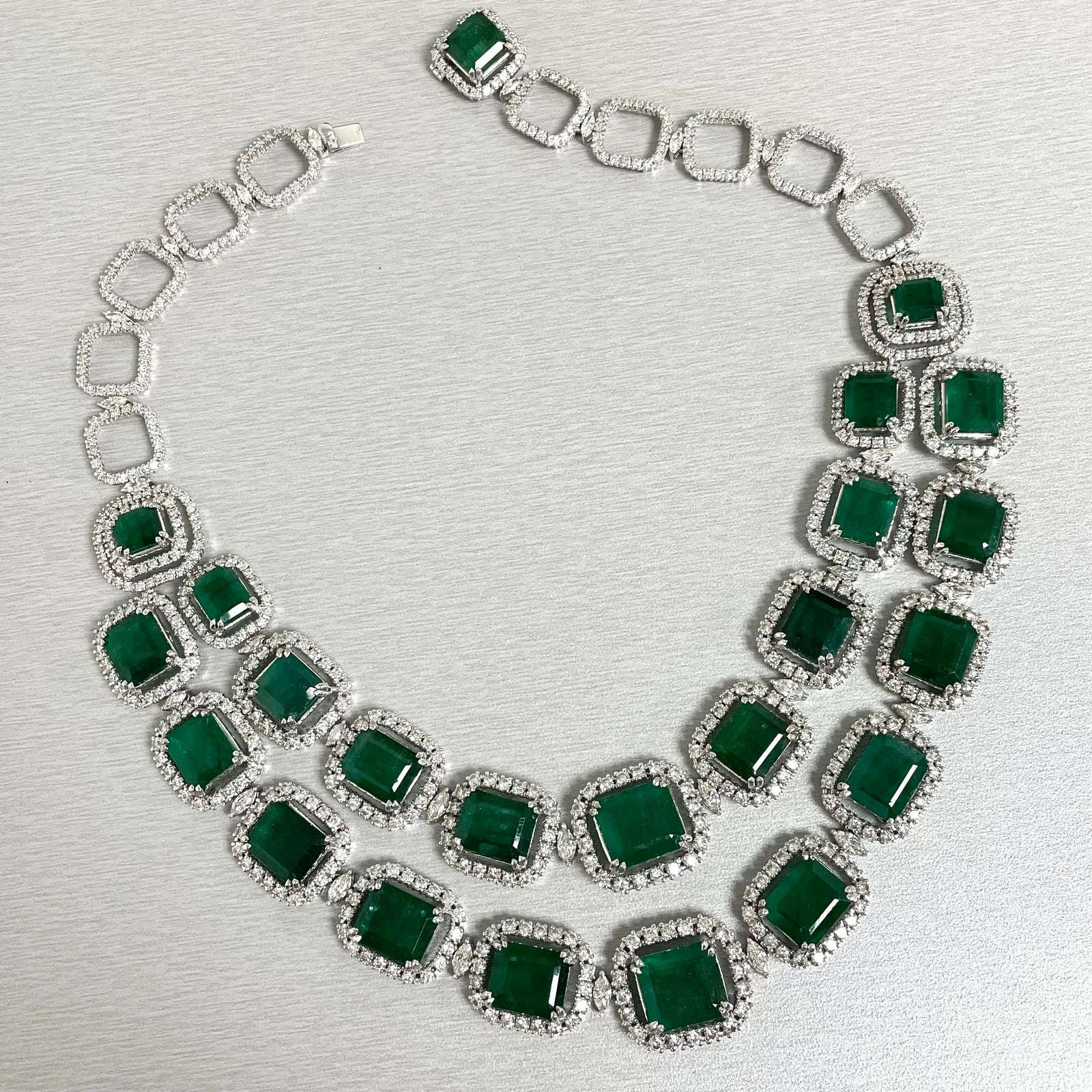 Saleh Sallom | Natural Diamonds & Emeralds Set | 27.11  CT