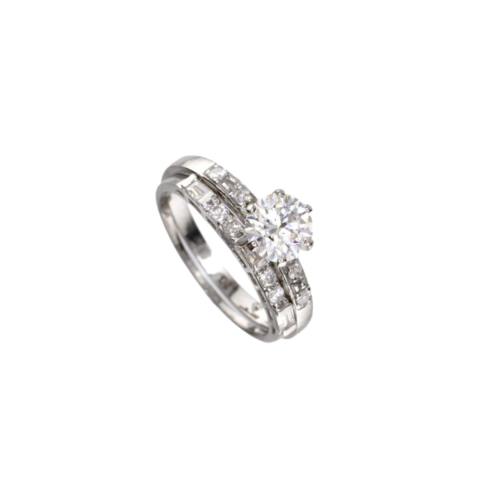 Diamond Ring  - By Saleh Sallom 18 Karat - Saleh Sallom