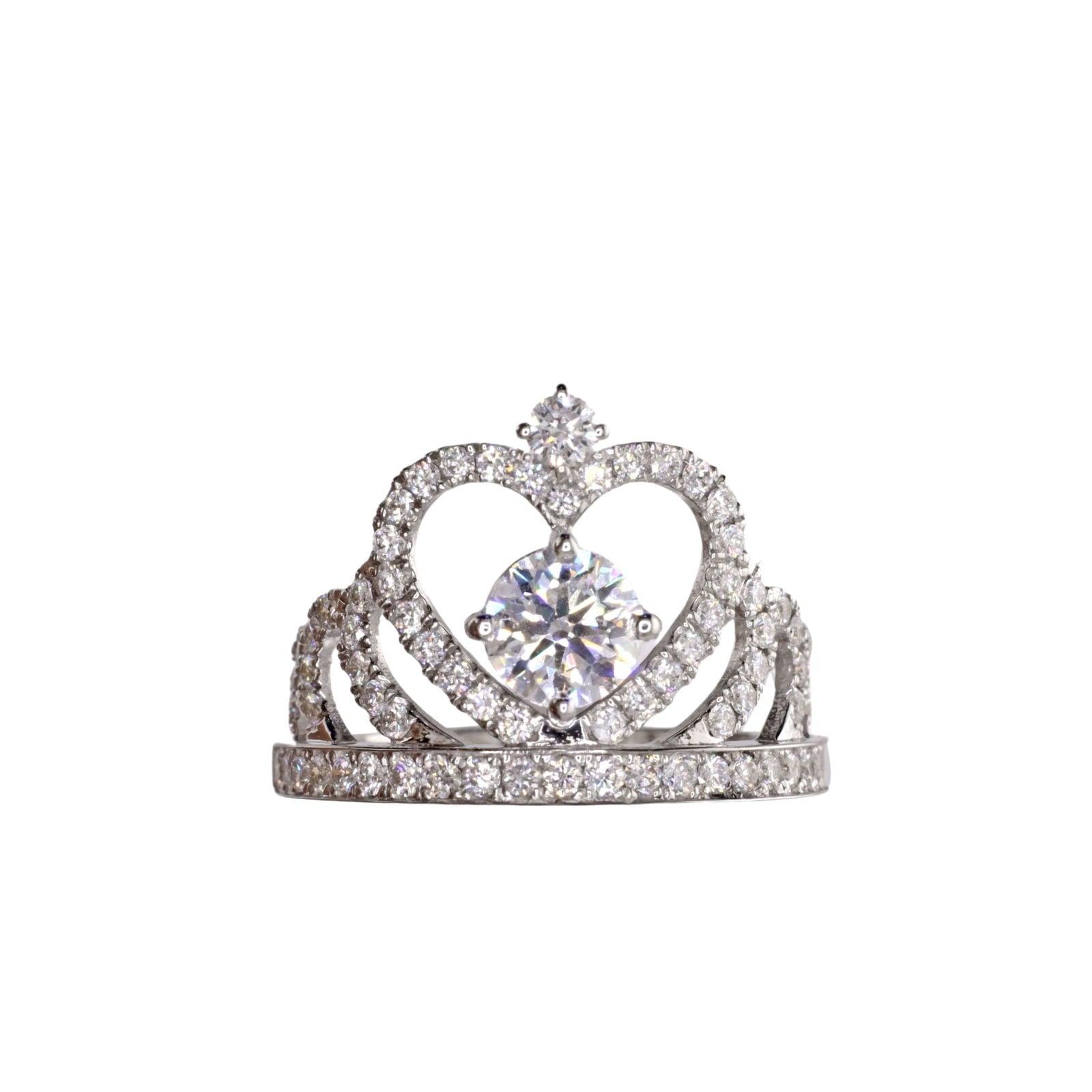 Diamond Ring  - By Saleh Sallom 18 Karat - Saleh Sallom