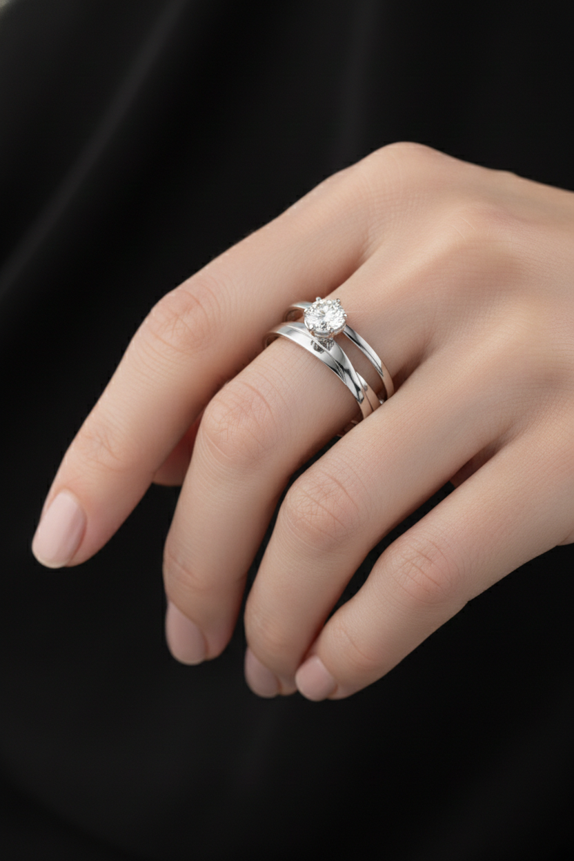 Diamond Drop Earrings in 18K Yellow Gold Secondary image