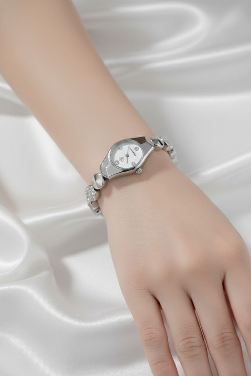 1.00 Carat Natural Diamond Luxury Watch – D Color VS1 | Saleh Sallom