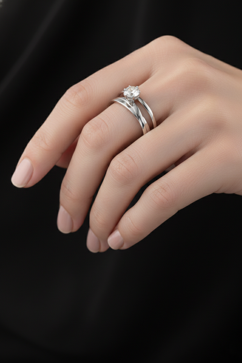 Diamond Drop Earrings in 18K Yellow Gold