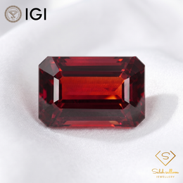 IGI Certified Natural Almandine Garnet | 4.37 Carat Emerald Cut | Orangy Red