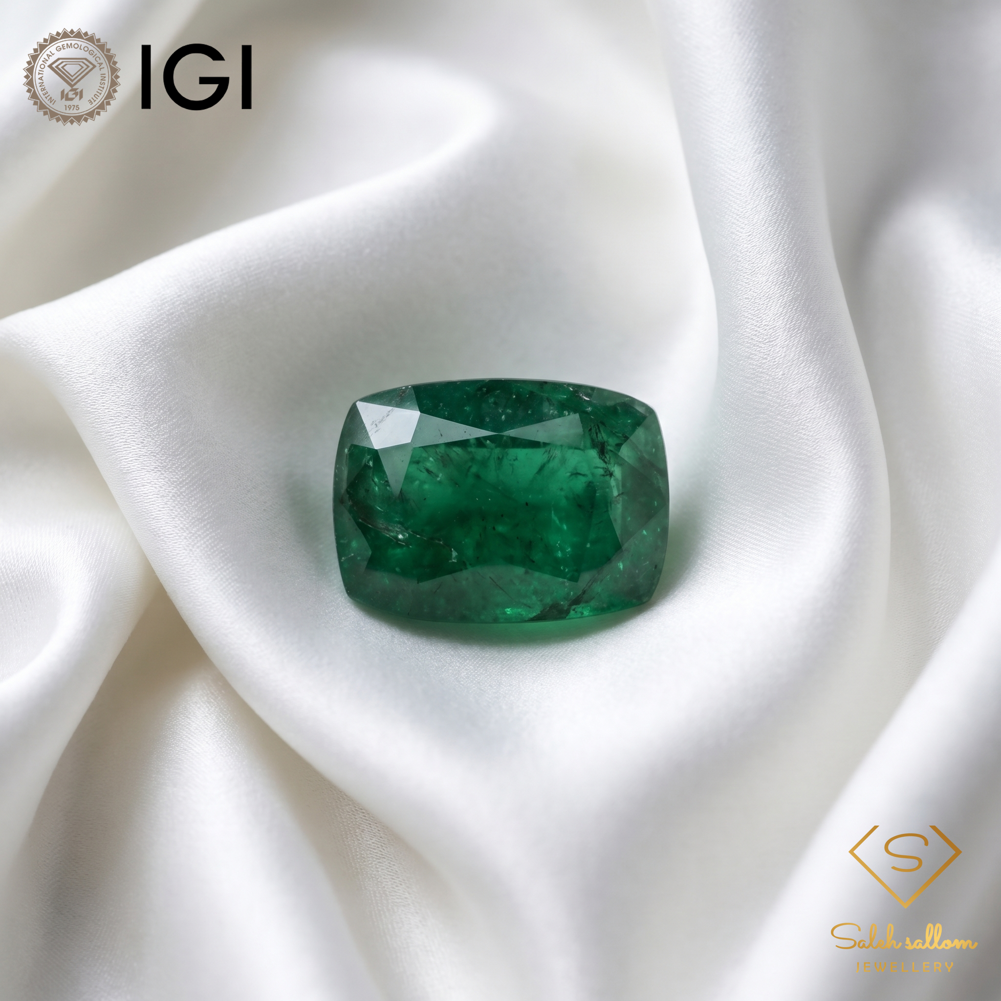 IGI Certified Natural Emerald | 3.07 Carats Cushion Cabochon | Luxury Gemstone Secondary image