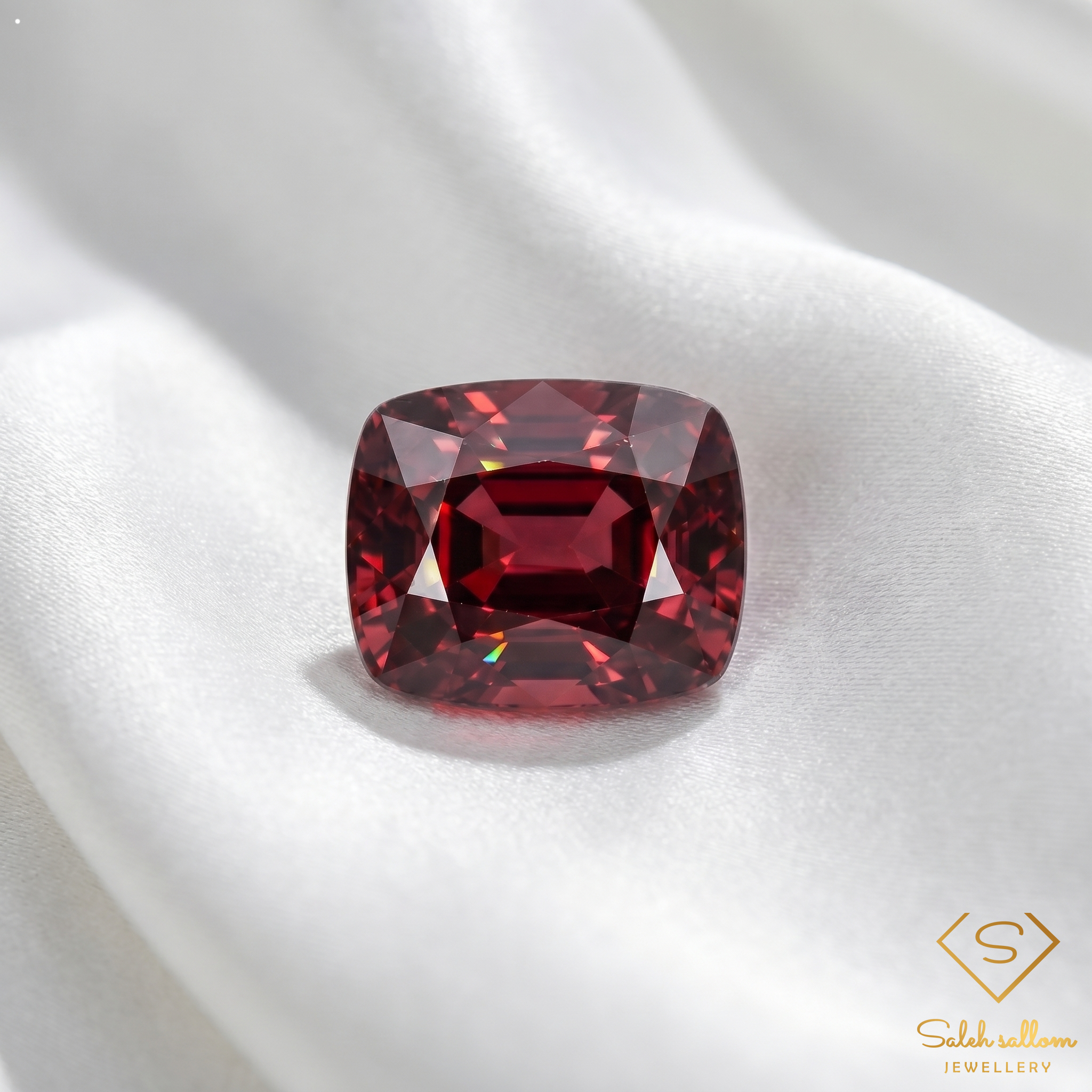 Natural Spinel | 1.03 Carats | Fine Collector Gemstone Secondary image