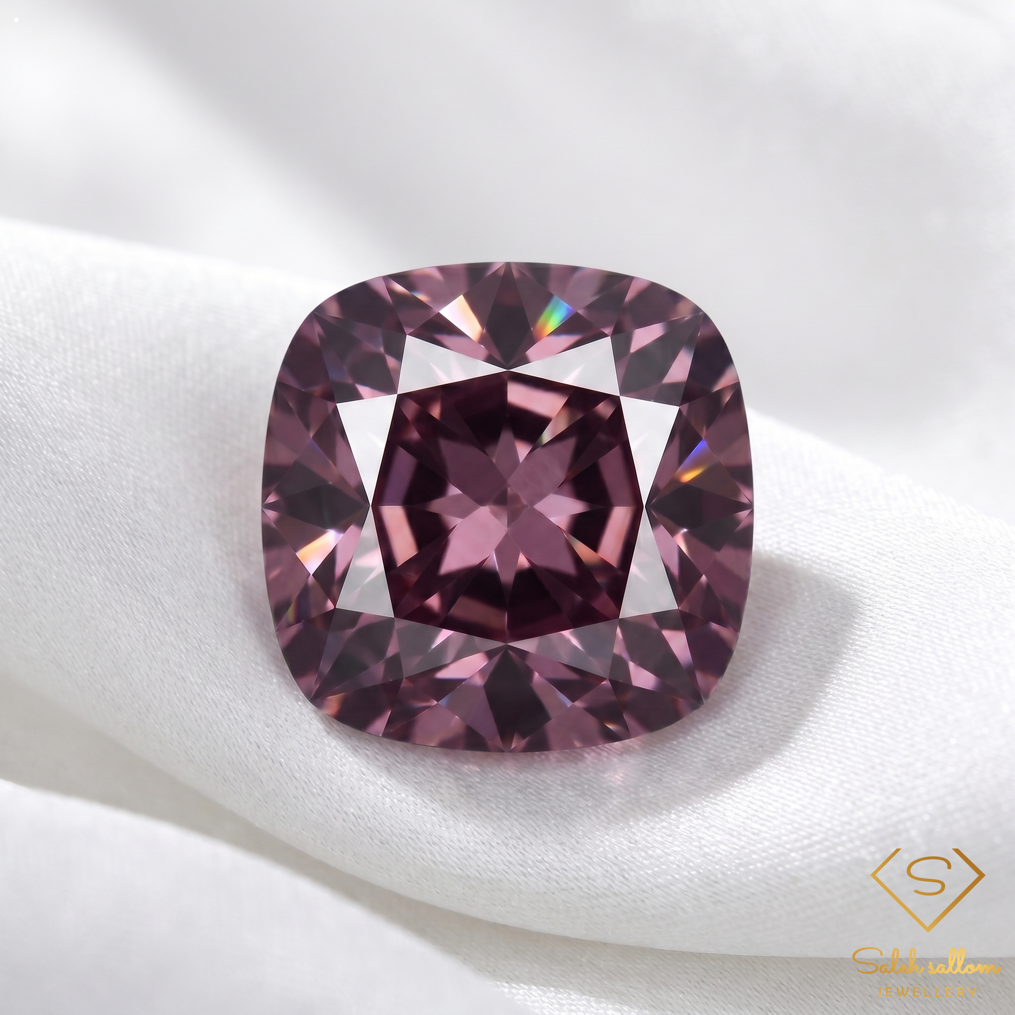 Natural Pinkish Purple Spinel 0.99 Carat Cushion Cut VVS Myanmar Gemstone Secondary image