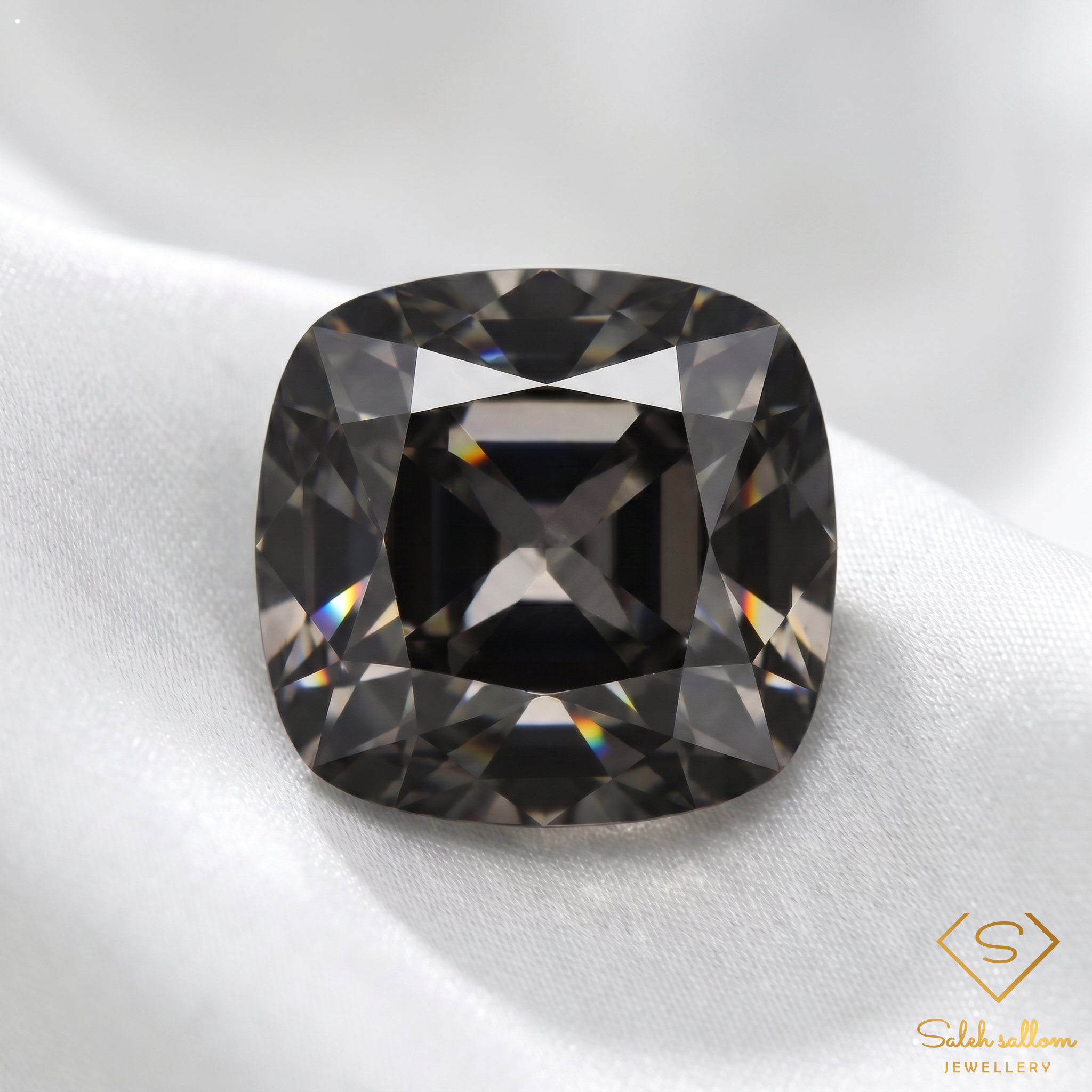 Natural Purple Spinel 1.34 Carats Cushion Cut VS Myanmar Gemstone Secondary image