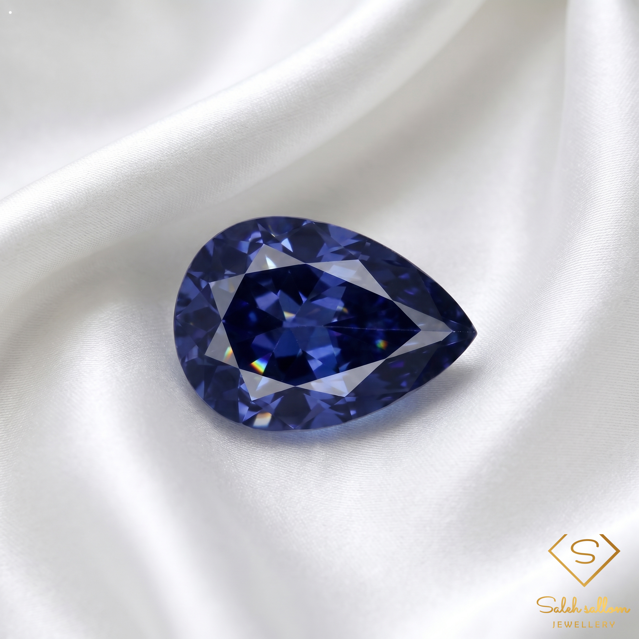 1.71 Ct Natural Bluish Violet Iolite Pear Cut VS Namibia Gemstone Secondary image