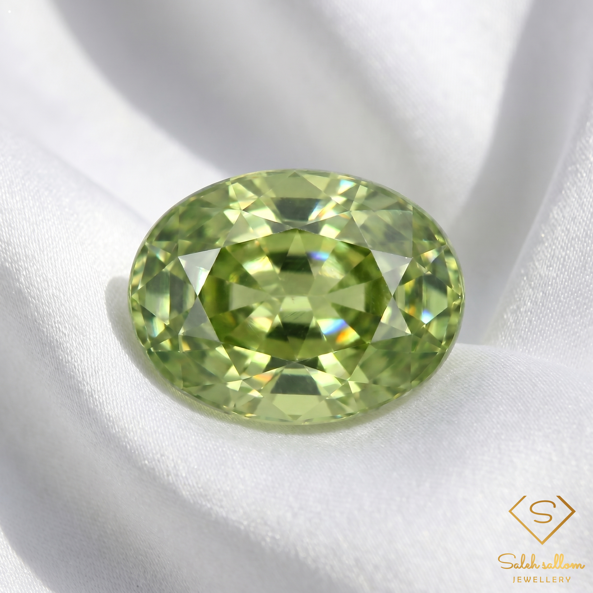 1.19 Ct Natural Yellowish Green Sapphire Oval Cut VS Unheated Songea Tanzania Gemstone Secondary image