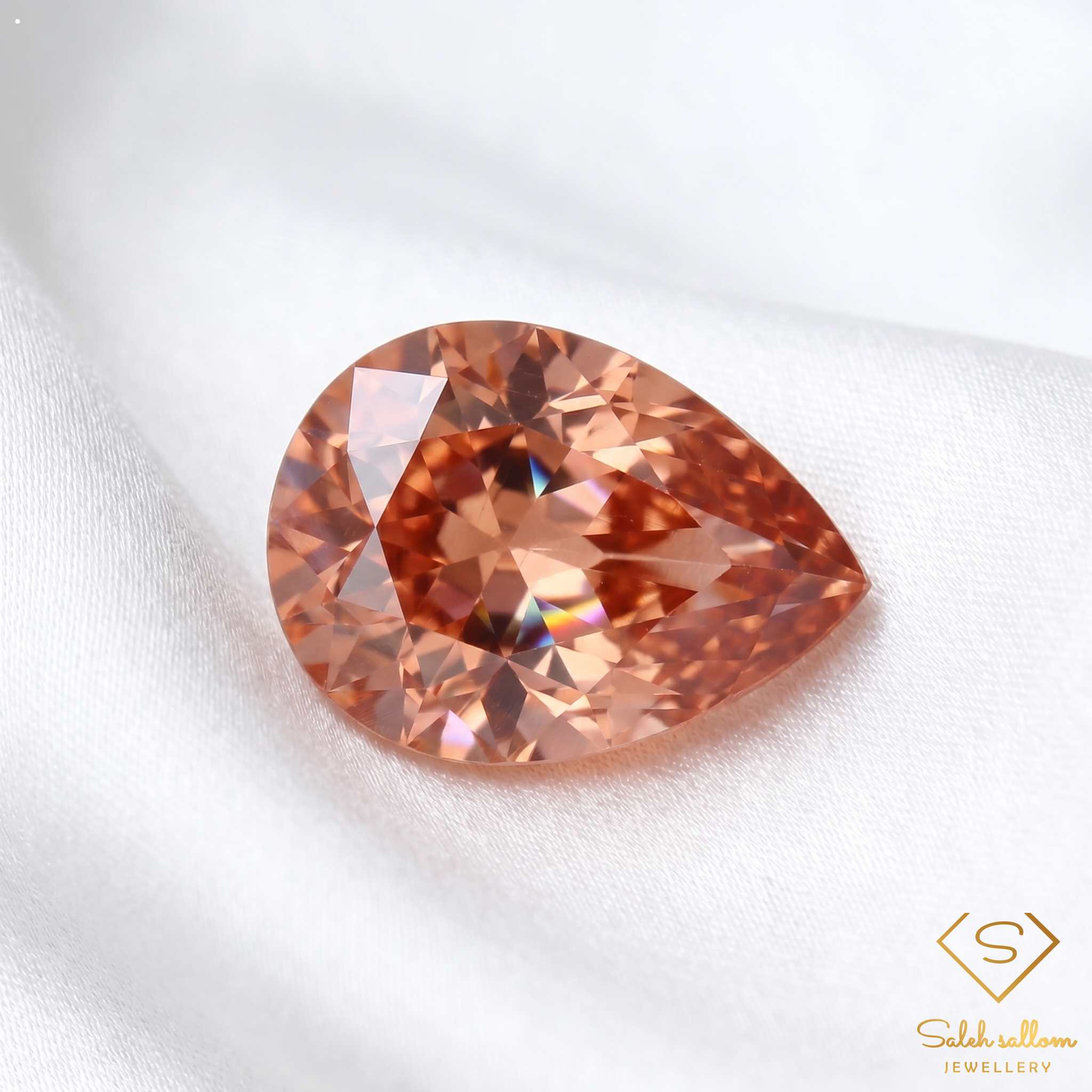 0.88 Ct Natural Multicolor Sapphire Pear Cut Madagascar Sapphire Loose Gemstone Secondary image