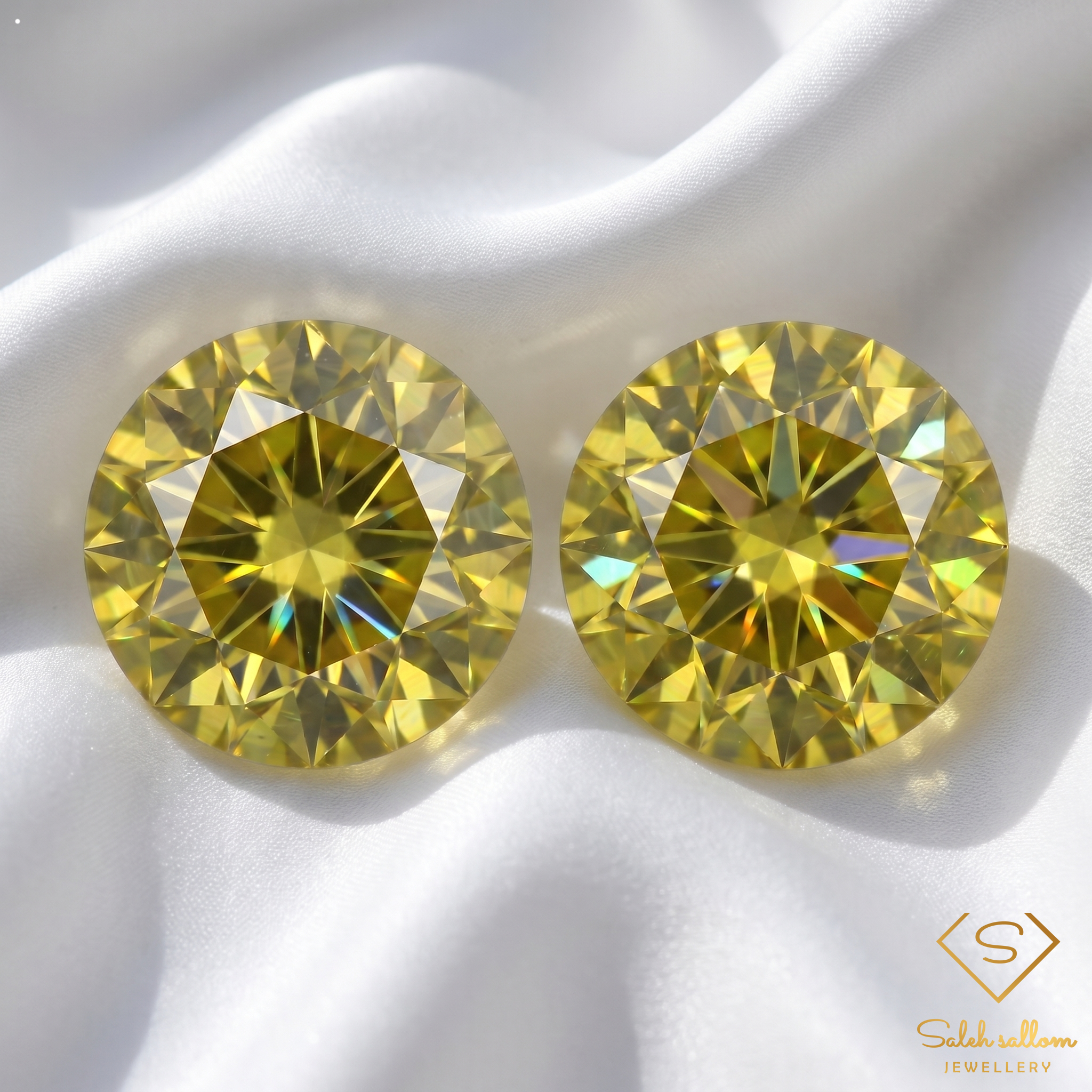 Matching Pair Natural Greenish Yellow Sphene Gemstones 1.10 Ct TW Round Cut Diamond Luster Secondary image