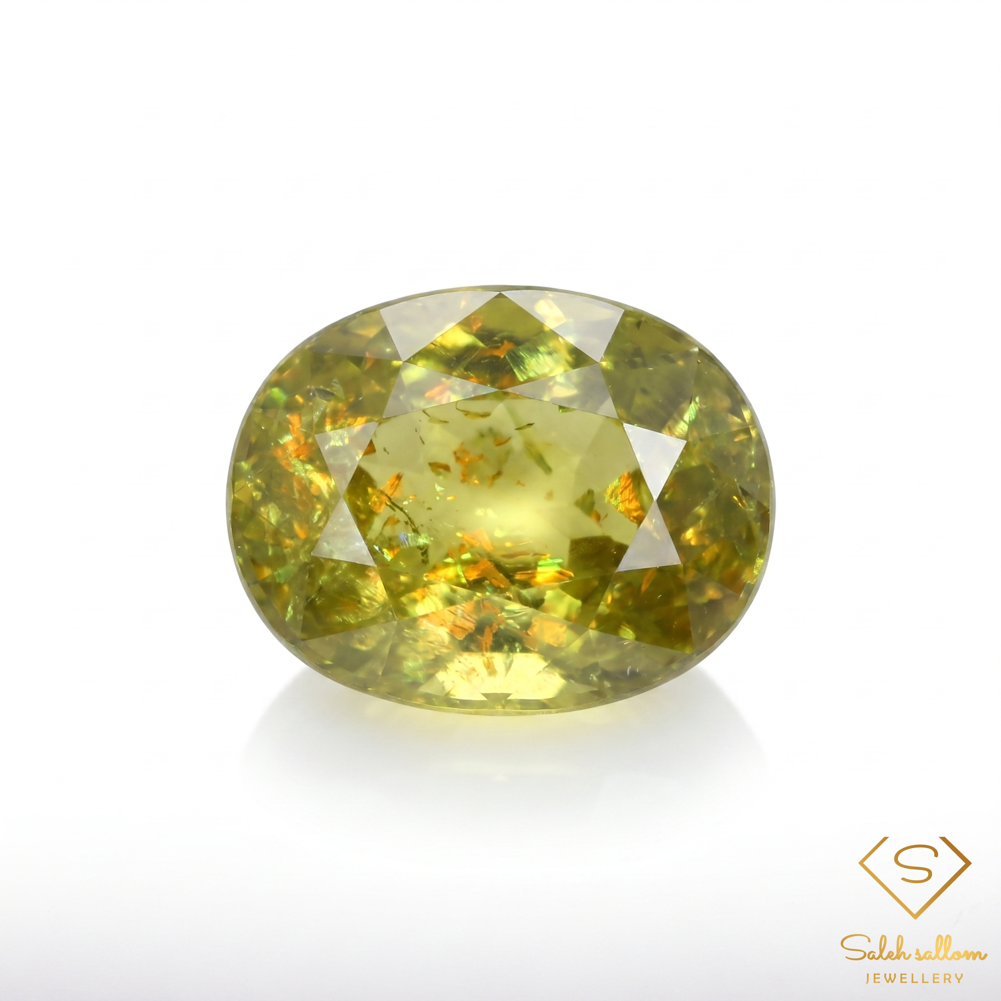 Natural Yellowish Green Sphene 1.22 Ct Oval Cut Adamantine Luster Titanite Gemstone Main image