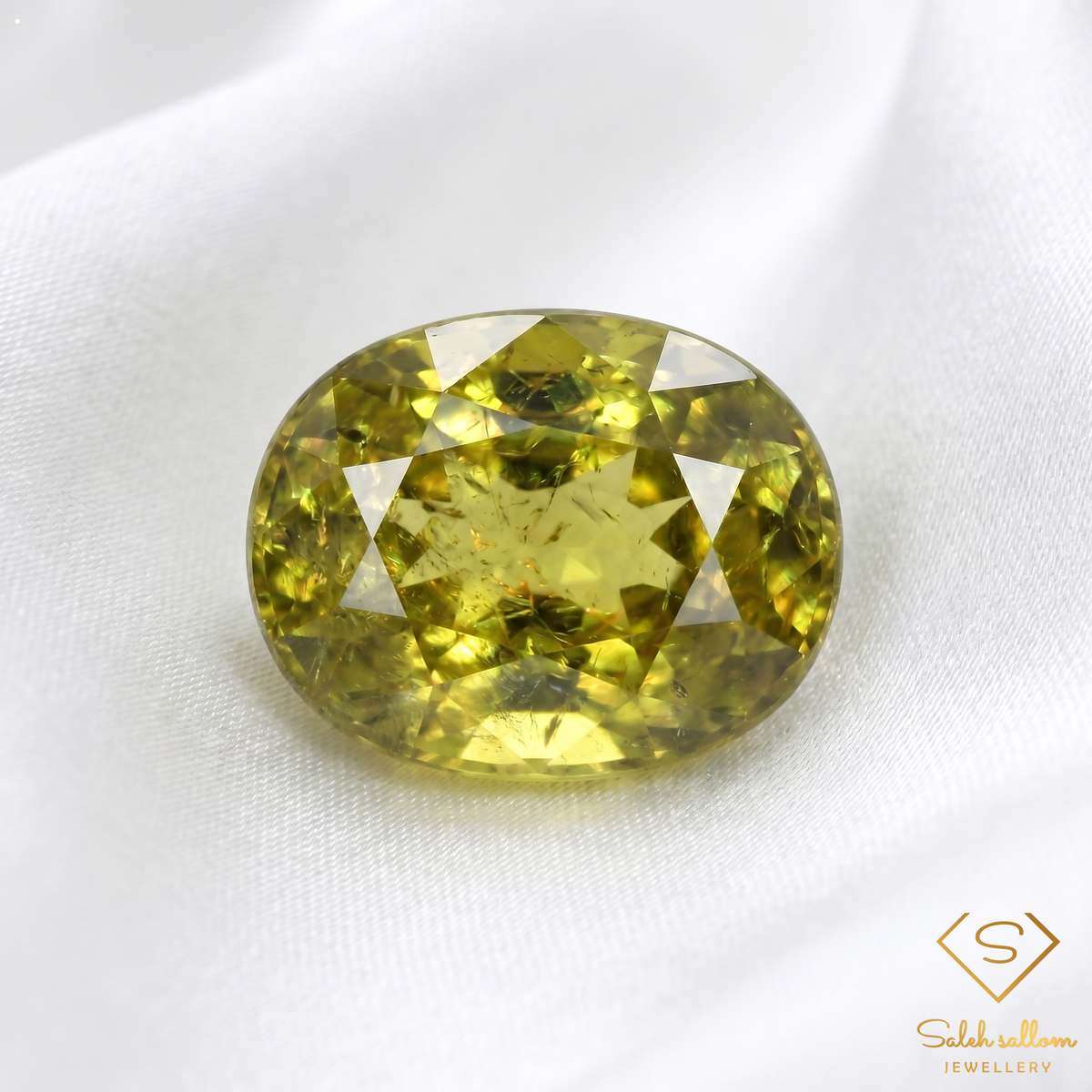 Natural Yellowish Green Sphene 2.00 Ct Oval Cut Madagascar Titanite Gemstone Super Sparkles