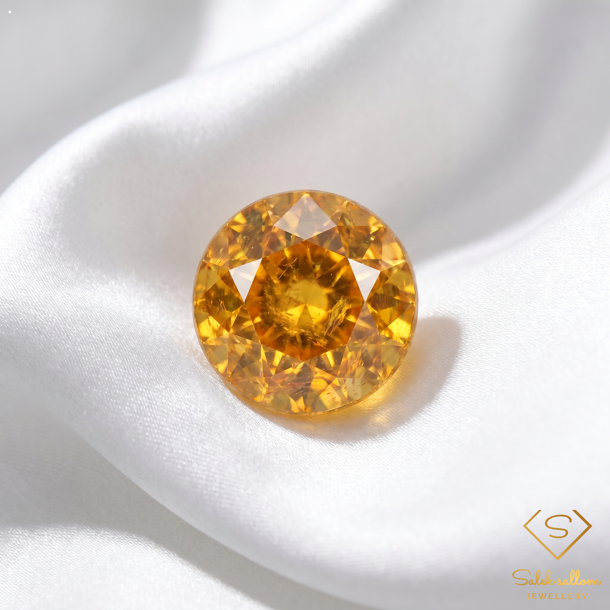 1.23 Ct Natural Greenish Yellow Sphene Round Cut Titanite Gemstone High Luster Secondary image