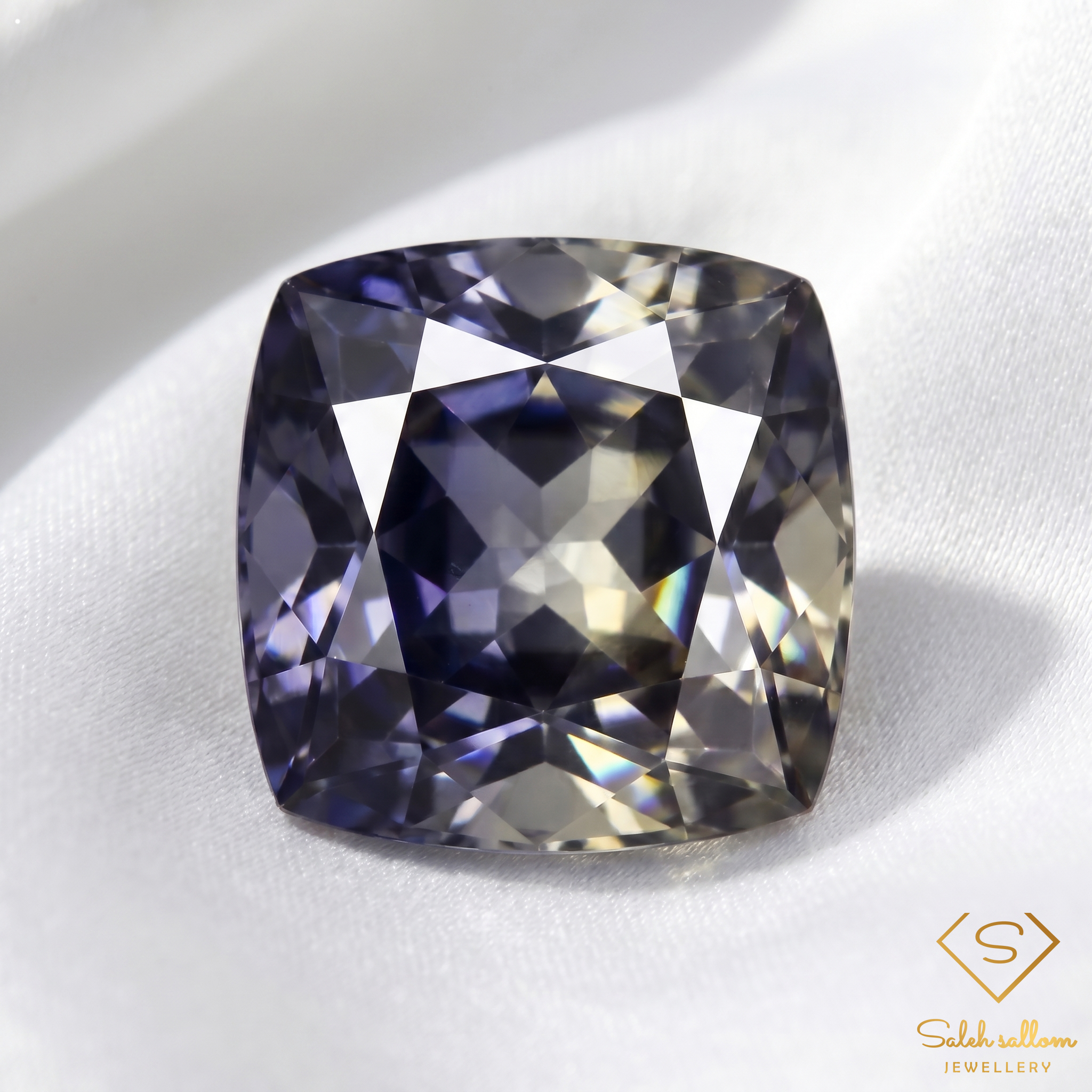 0.97 Ct Natural Violet Blue Tanzanite Cushion Cut Gemstone VS Clarity Tanzania Secondary image