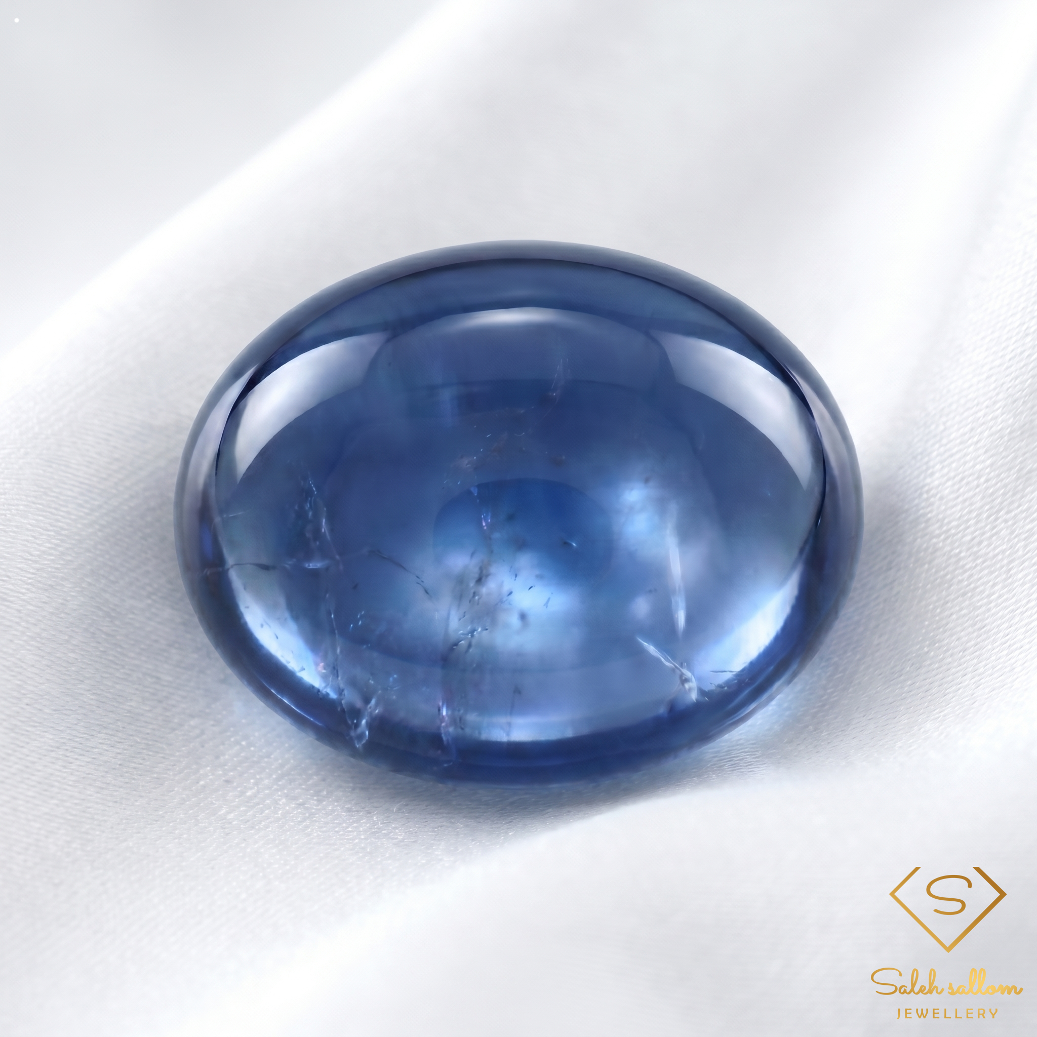 3.59 Ct Natural Untreated Blue Kyanite Oval Cabochon Gemstone from Myanmar Secondary image