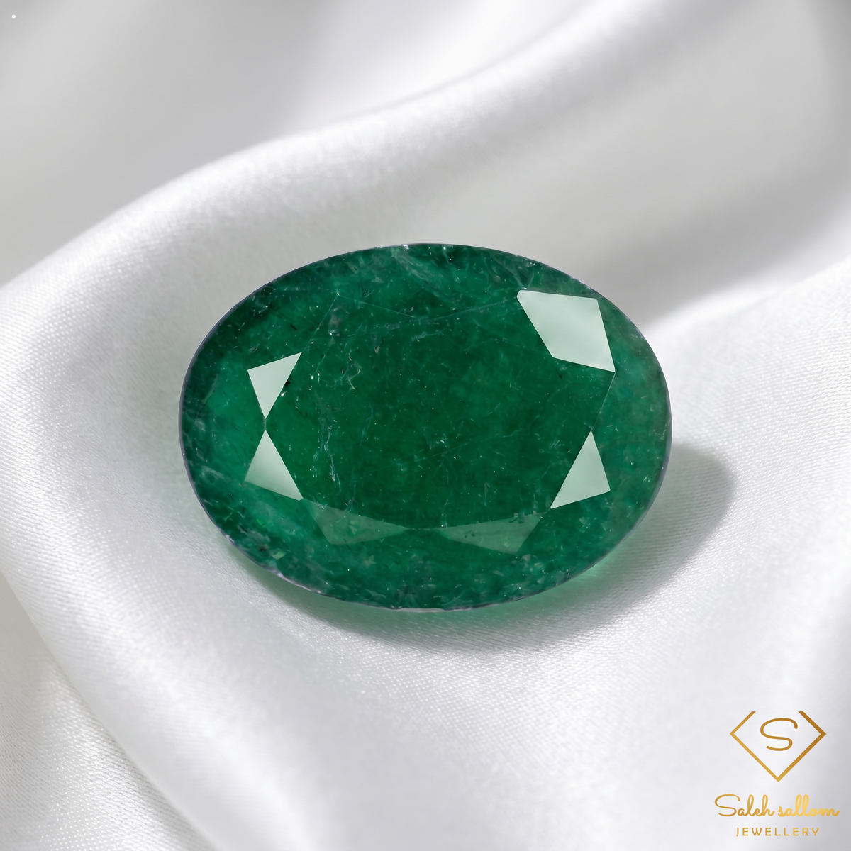 2.36 Ct Natural Emerald Oval Cut Green Gemstone