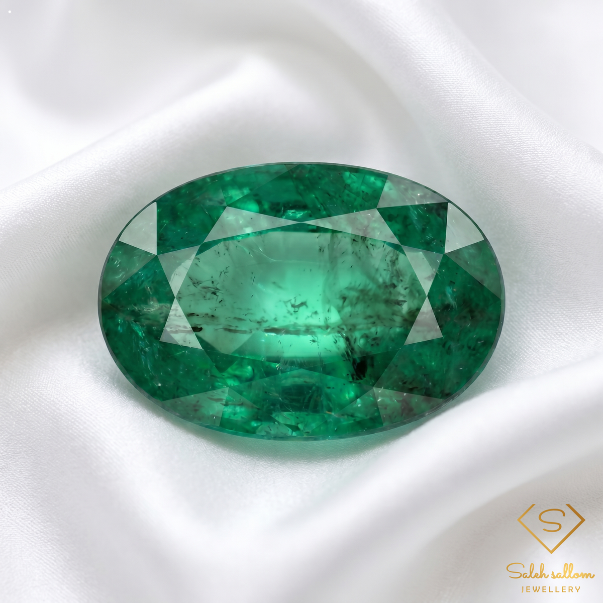 2.02 Ct Natural Emerald Oval Cut Green Gemstone