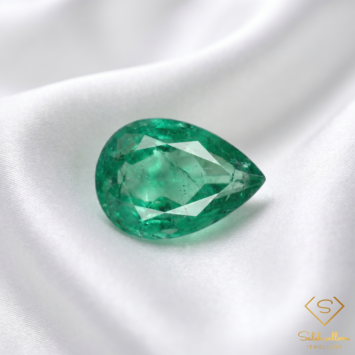 2.00 Ct Natural Emerald Pear Cut Green Gemstone