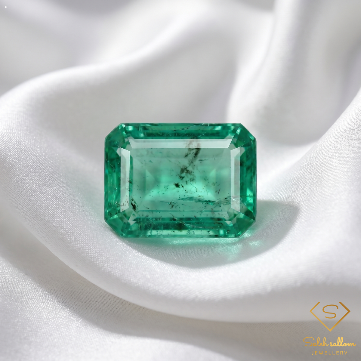 0.76 Ct Natural Emerald Emerald-Cut Green Gemstone