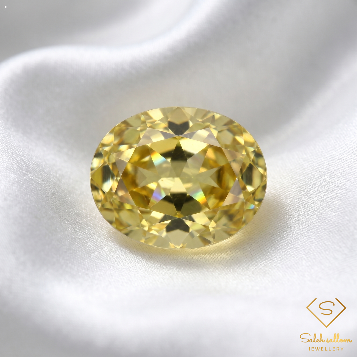 0.66 Ct Natural Yellowish Green Grossular Garnet VS Oval Cut Gemstone from Mali