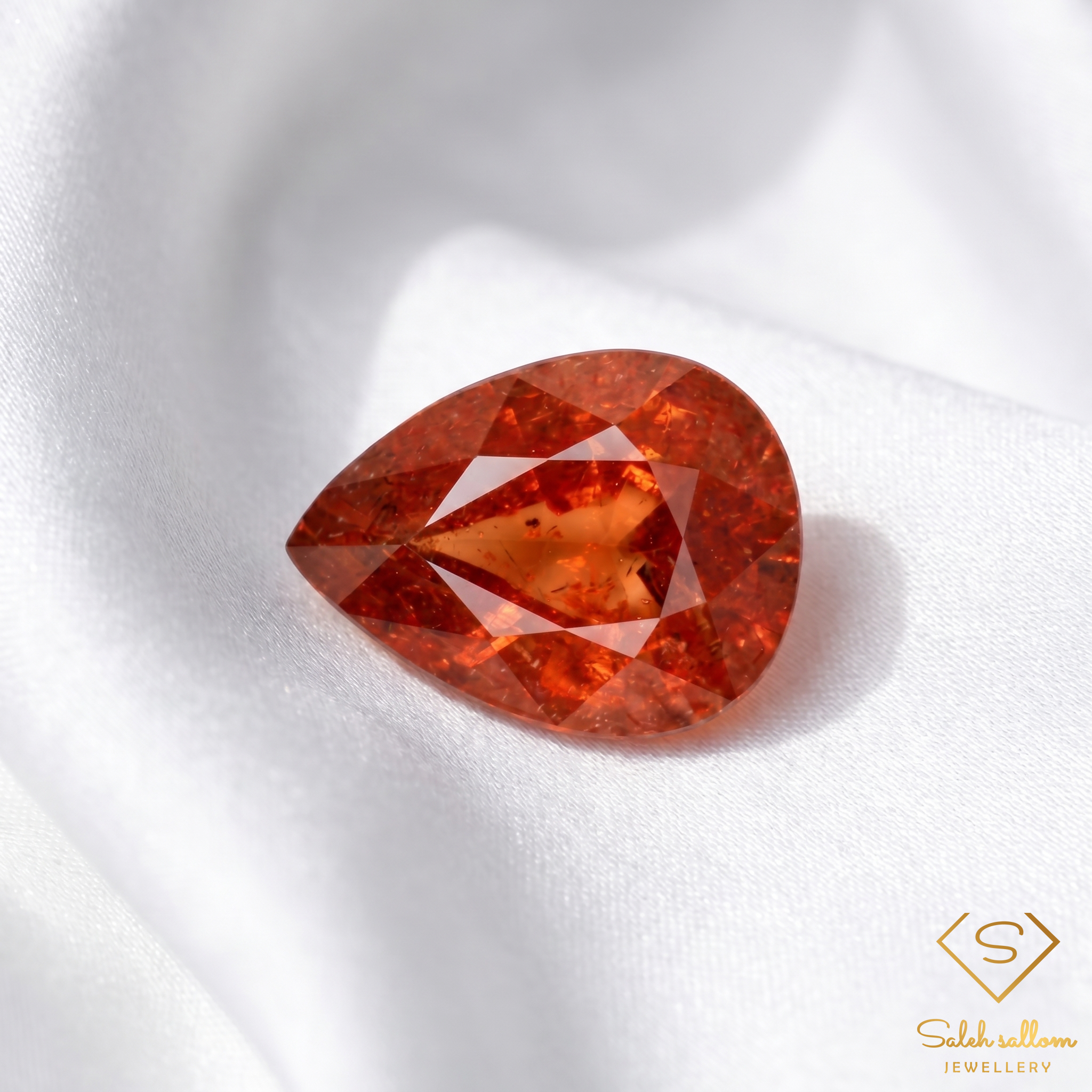 1.53 Ct Natural Reddish Orange Garnet Pear Cut Gemstone Secondary image