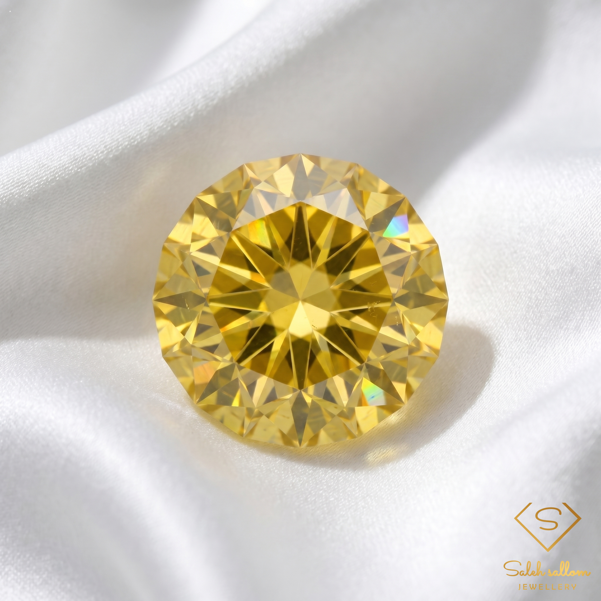 11.38 Ct Natural Greenish Yellow Quartz | Precision Custom Fantasy Cut | Brazilian Collector Gemstone Secondary image