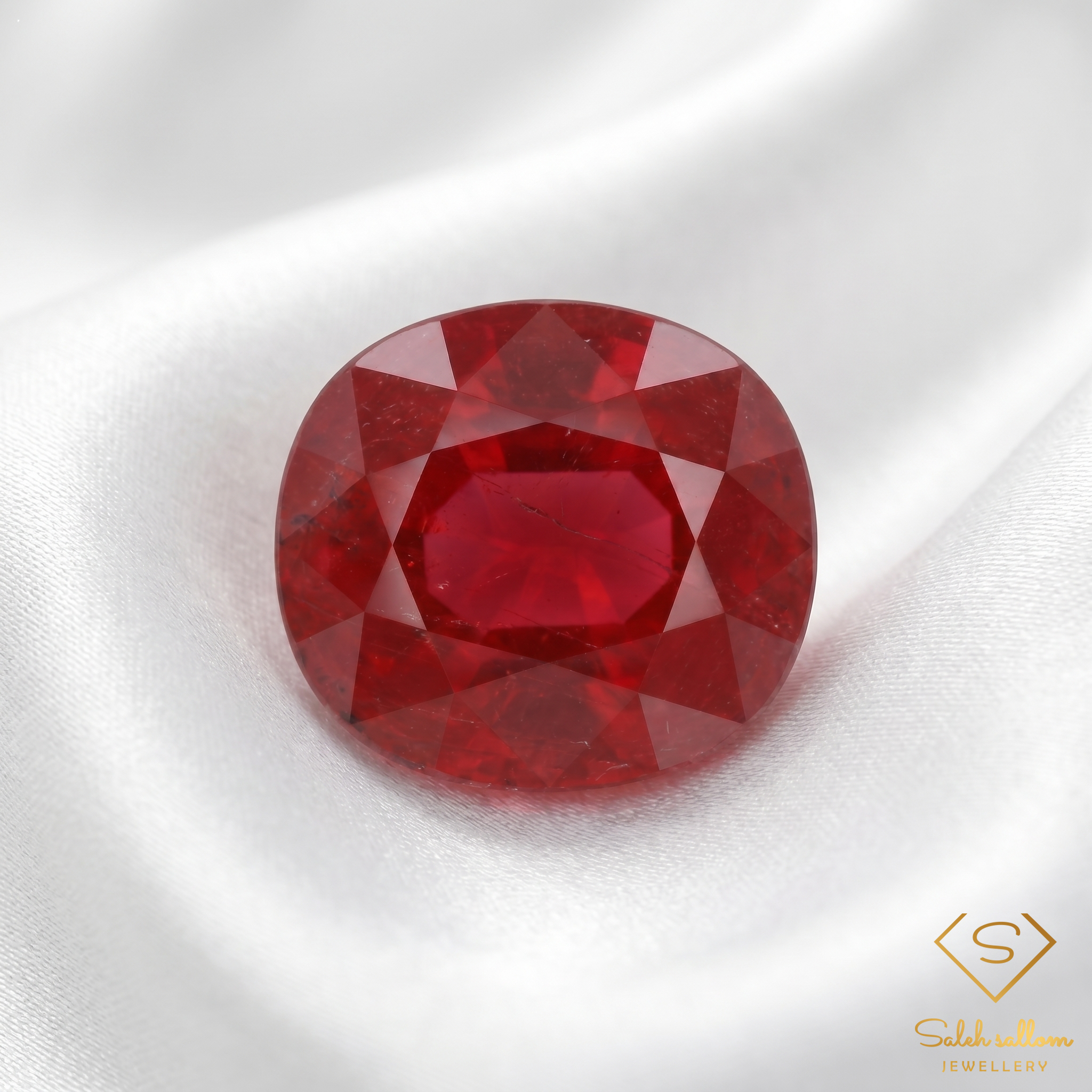 Natural Ruby | 9.23 Carat Oval Mixed Cut | Vivid Red Corundum Gemstone Secondary image