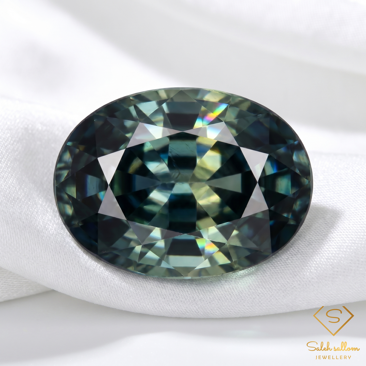 VS Natural Green-Blue Sapphire | 0.86 Carat Oval Cut | Heated Australian Sapphire