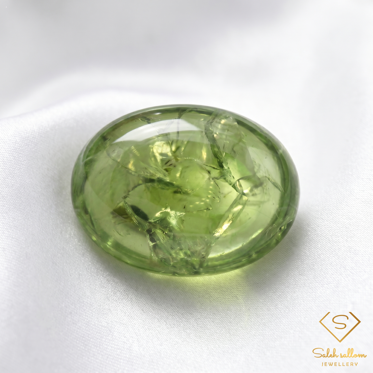 Natural Peridot Cabochon | 1.53 Carat Oval Cut | Transparent Green Peridot Gemstone
