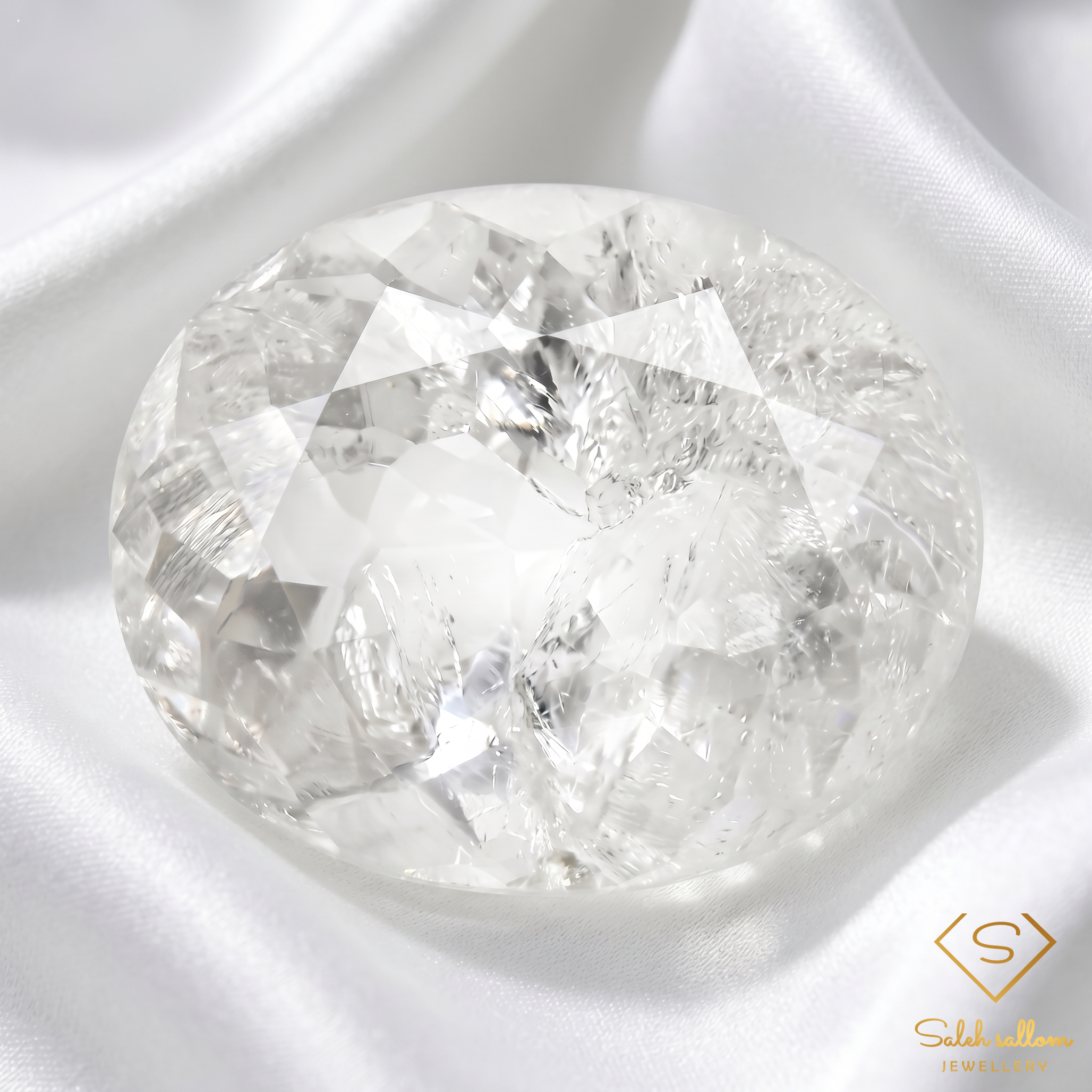 Natural Aquamarine | 3.87 Carat Oval Mixed Cut | Included Collector Aquamarine Gemstone Secondary image