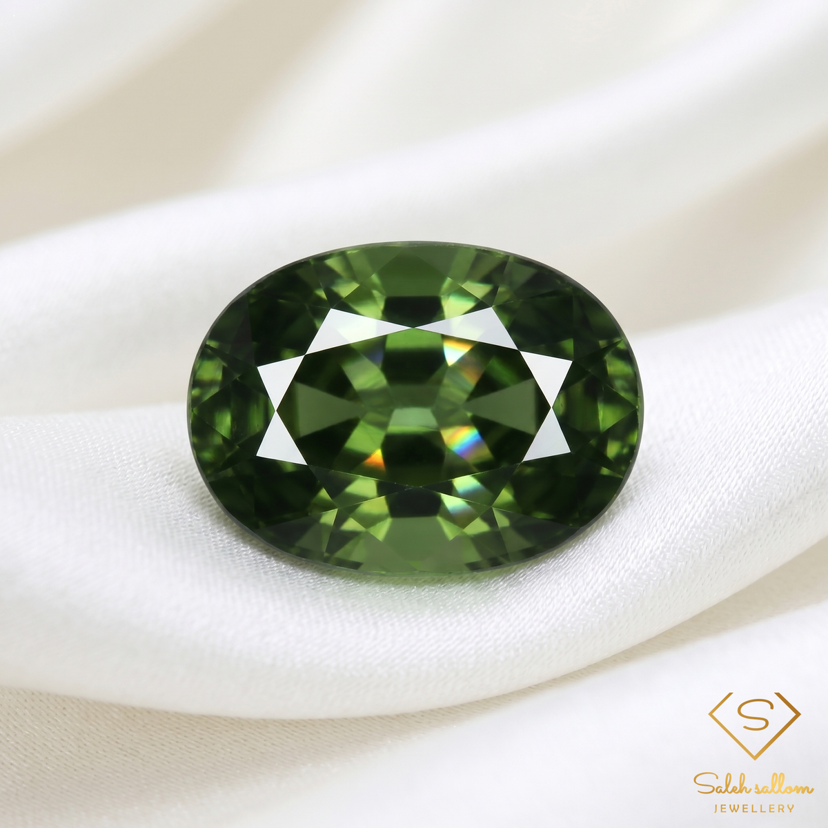 Natural Green Sapphire | 0.41 Carat Oval Cut | Fine Green Corundum Gemstone