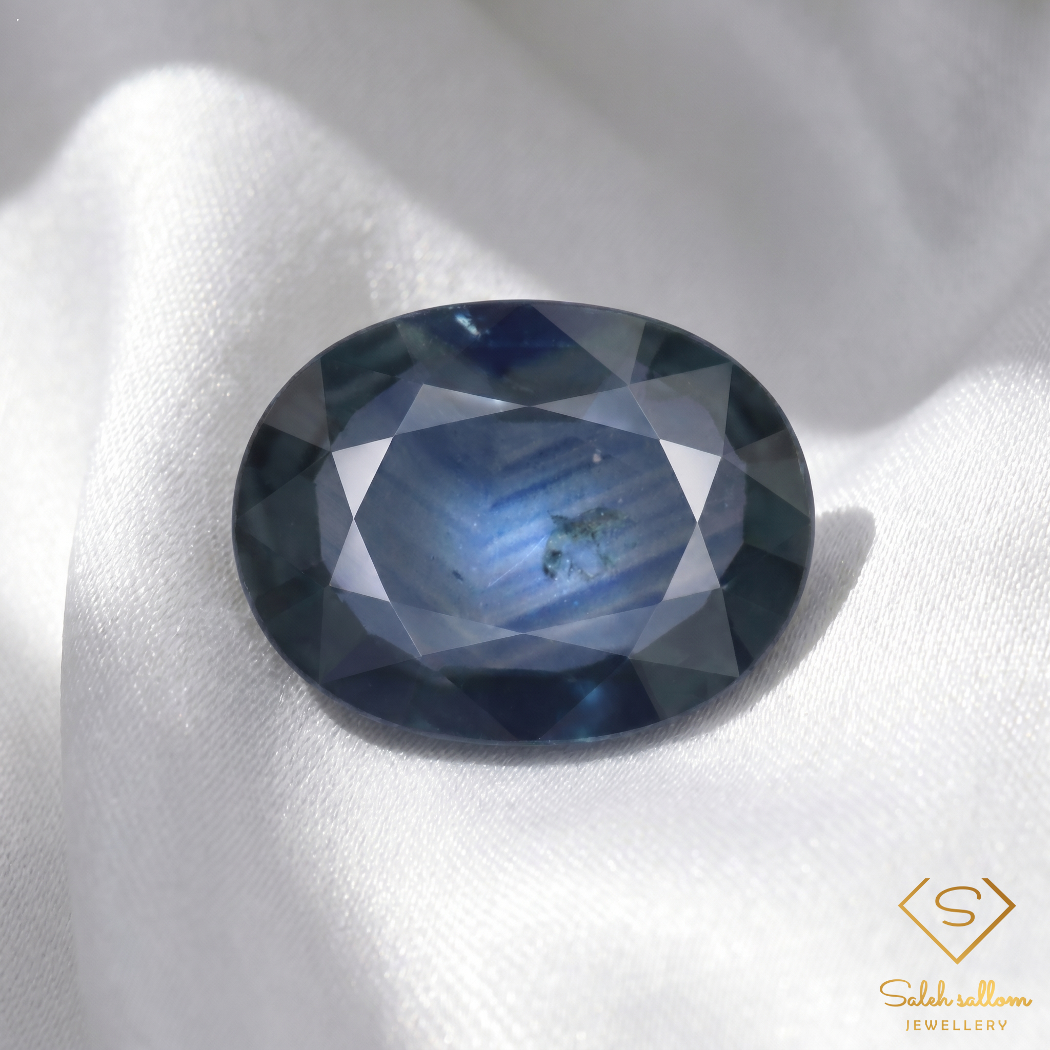 Natural Blue Sapphire | 0.60 Carat Oval Mixed Cut | Fine Corundum Gemstone Secondary image