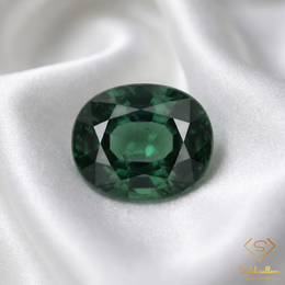Natural Green Sapphire | 1.06 Carat Oval Mixed Cut | Fine Corundum Gemstone