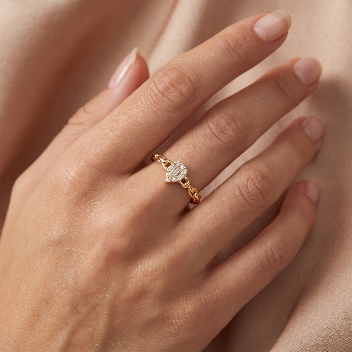 Lab-Grown Diamond Geometric Link Ring | 0.11 CT Lab-Grown Diamonds | 18K Yellow Gold | Saleh Sallom Jewelry