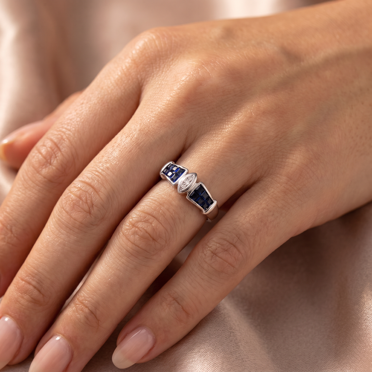 Natural Sapphire & Diamond Ring | 0.70 CT Natural Sapphire | 0.05 CT Natural Diamonds | 18K White Gold | Saleh Sallom Jewelry