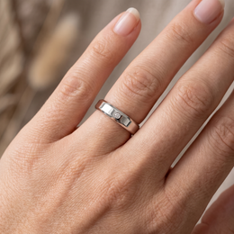 Natural Diamond Wedding Band Ring | 0.05 CT Natural Diamond | 18K White Gold | Saleh Sallom Jewelry