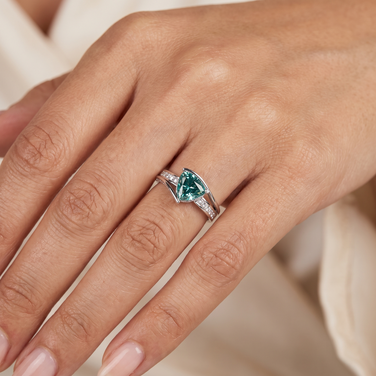 Lab-Created Green Diamond Statement Ring | 4.71 CT Diamonds | 18K White Gold