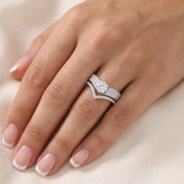Round White Stone V-Shaped Pavé Statement Ring in 925 Sterling Silver