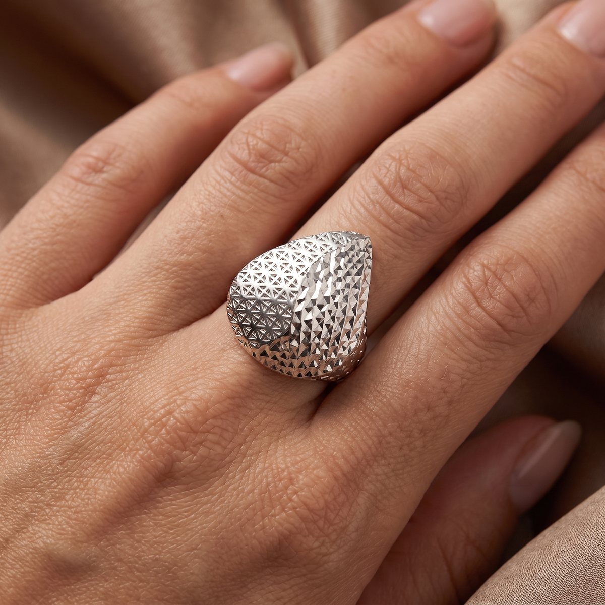 Geometric Faceted Statement Ring in 925 Sterling Silver
