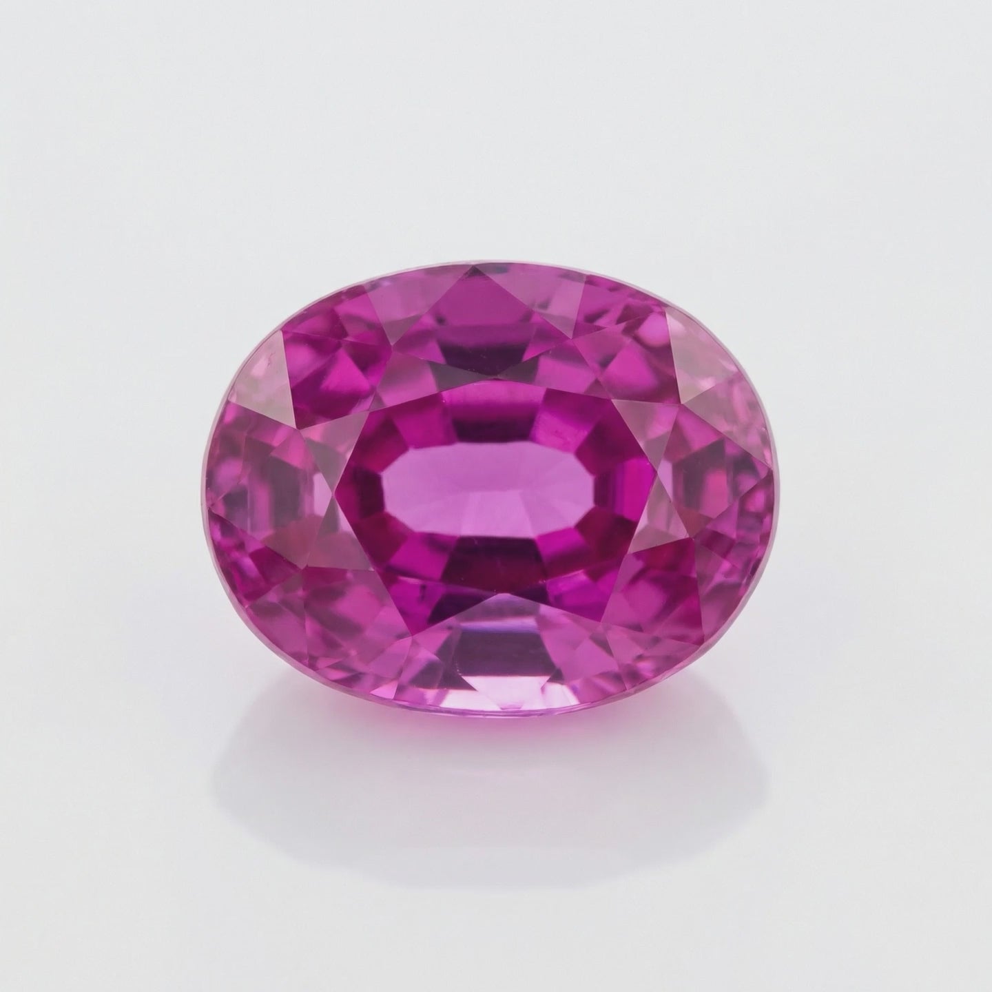 IGI Certified Laboratory Grown Purplish Pink Sapphire | 4.14 Carat Oval Mixed Cut | Luxury Gemstone